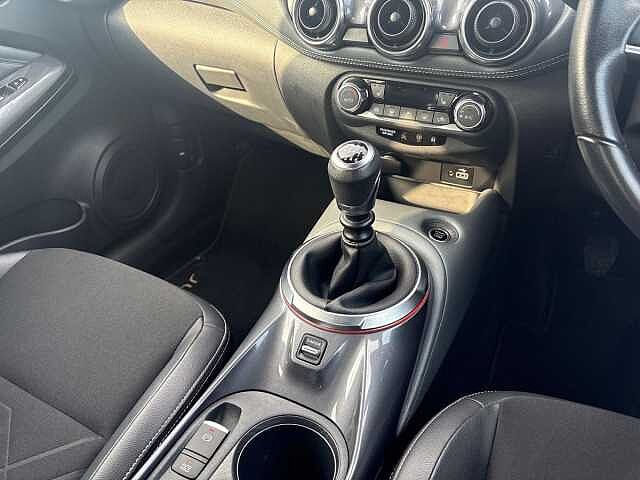 Nissan Juke 1.0 DiG-T 114 Tekna 5dr