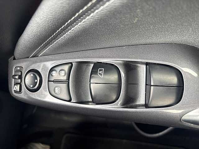 Nissan Juke 1.0 DiG-T 114 Tekna 5dr