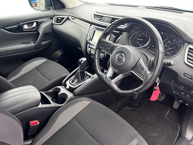 Nissan Qashqai 1.3 DiG-T 160 Acenta Premium 5dr DCT