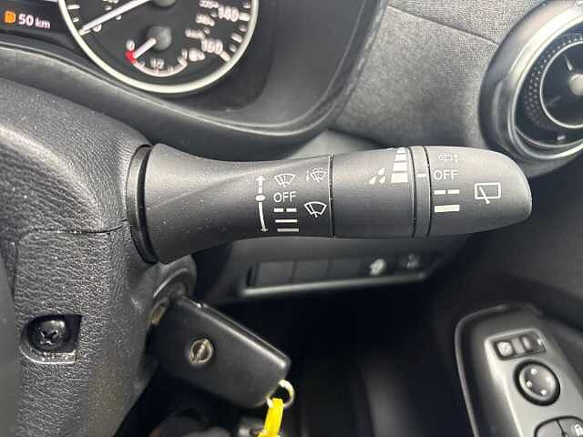 Nissan Juke 1.0 DiG-T Acenta Premium 5dr