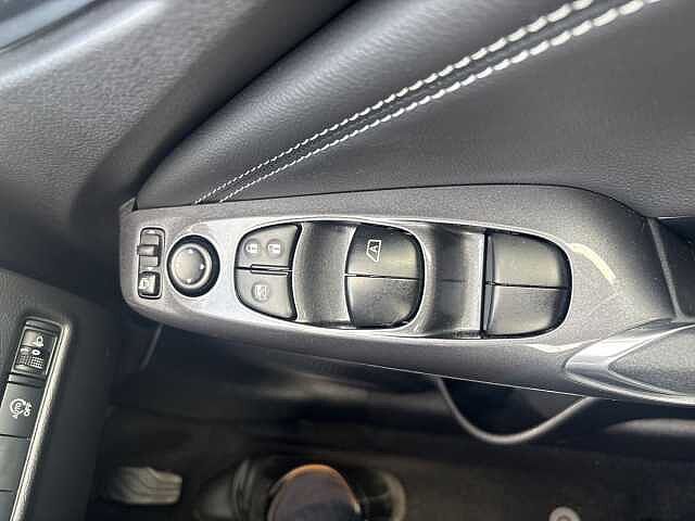 Nissan Juke 1.0 DiG-T 114 N-Connecta 5dr