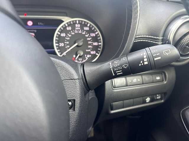 Nissan Juke 1.0 DiG-T 114 N-Connecta 5dr